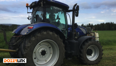 New Holland T7.225 AC at Oct 03 02-36-35